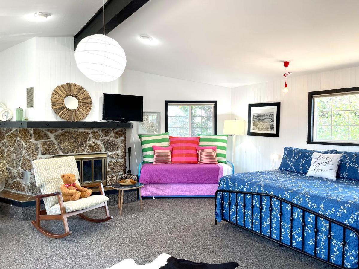 Chalet Inn Motel 3*